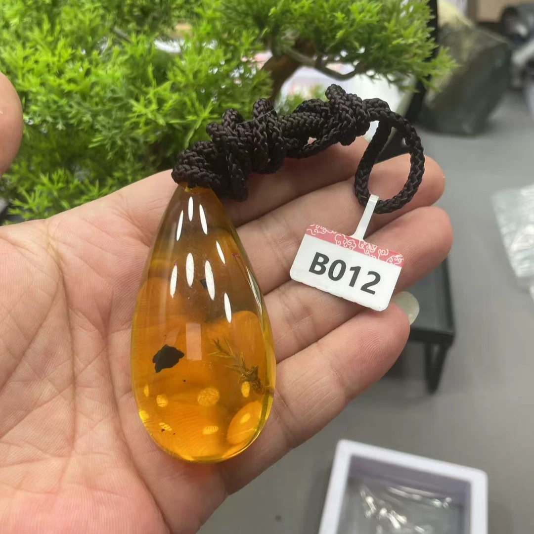 B012吊坠多样性发