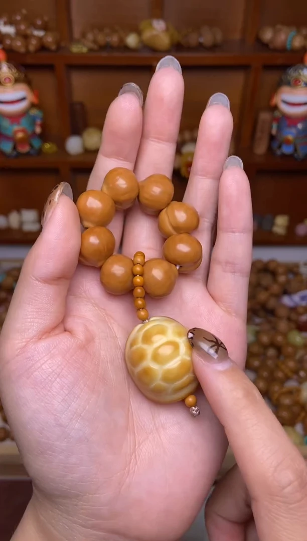 手串猴头核桃蜜桃臀富甲手捻