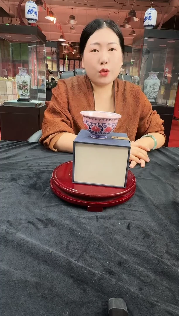 摆件景德镇稀土瓷A1