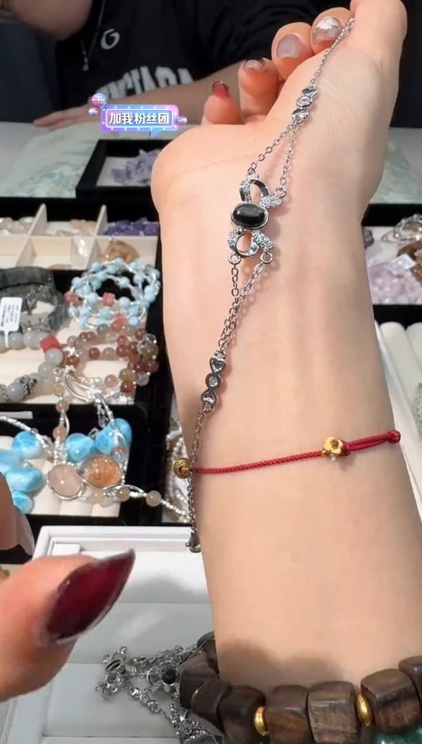【闪购商品】水晶手链钛钢Y02金运蝴蝶结手链