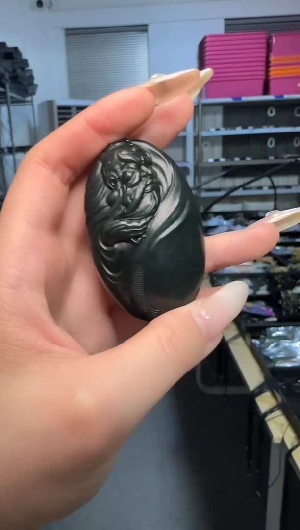 颈饰未镶嵌和田玉青玉关公手把