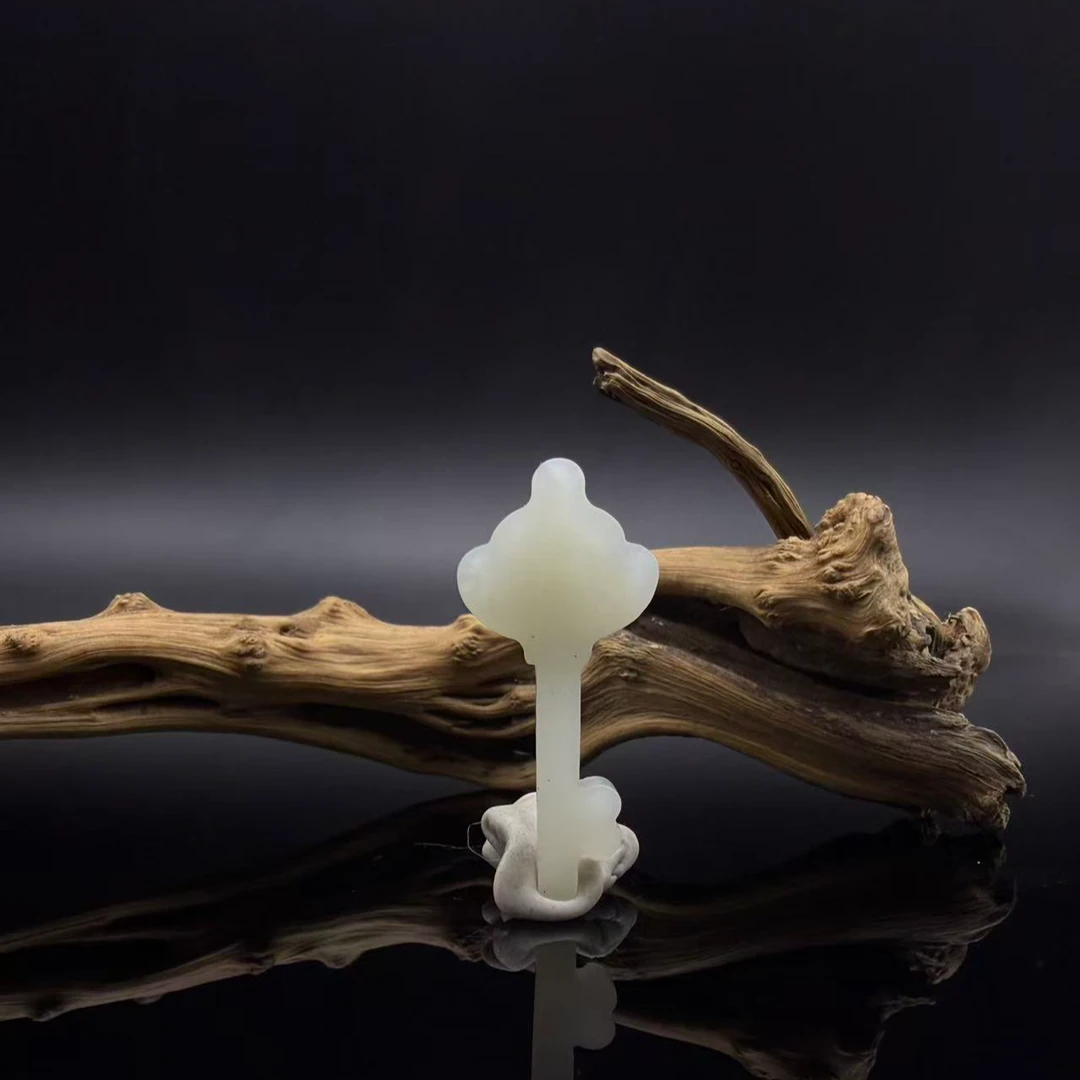 和田玉白玉封心锁爱吊坠1330