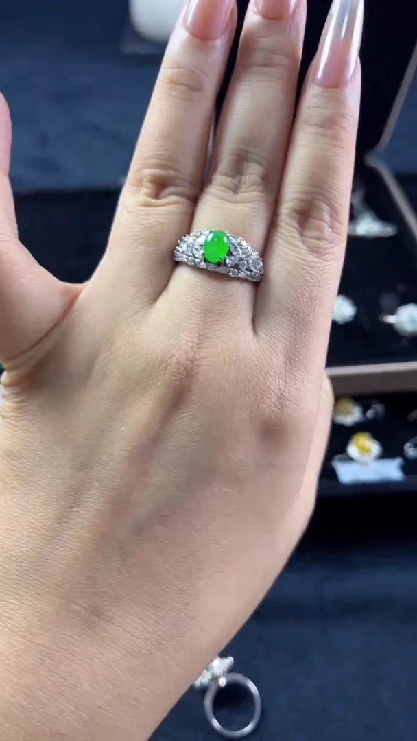 银S925镶嵌戒指翡翠翡翠戒指