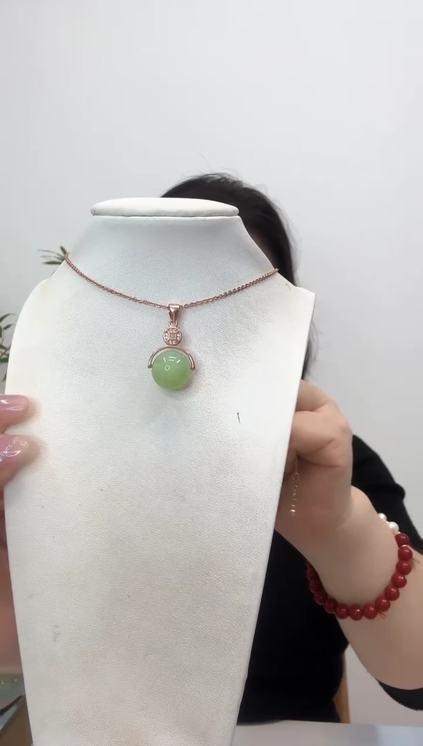 【闪购商品】玛瑙/玉髓颈饰银S925镶嵌转运珠赠合金链