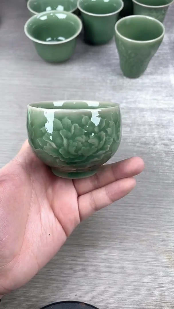 青瓷仓储福利清仓牡丹