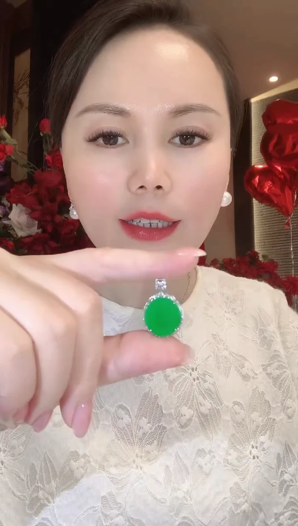 吊坠(不含链)18K金镶嵌翡翠A69 多样性发货一件