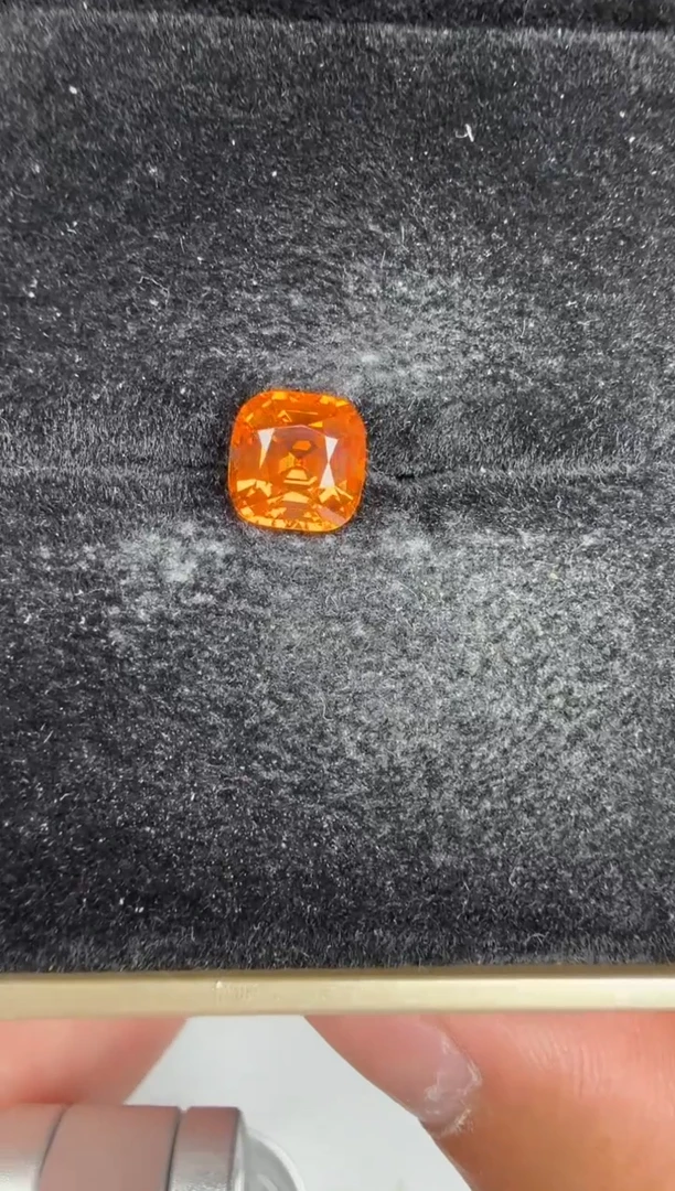 石榴石（芬达石）方形未镶嵌2.2ct-A0029