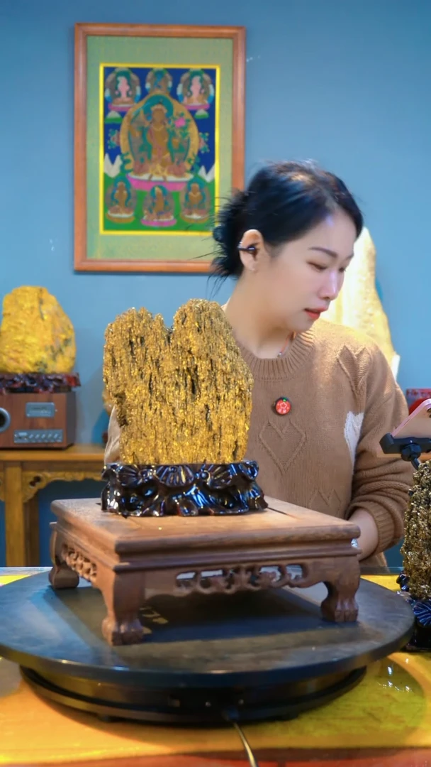 石材静**哥精品矿物晶体摆件