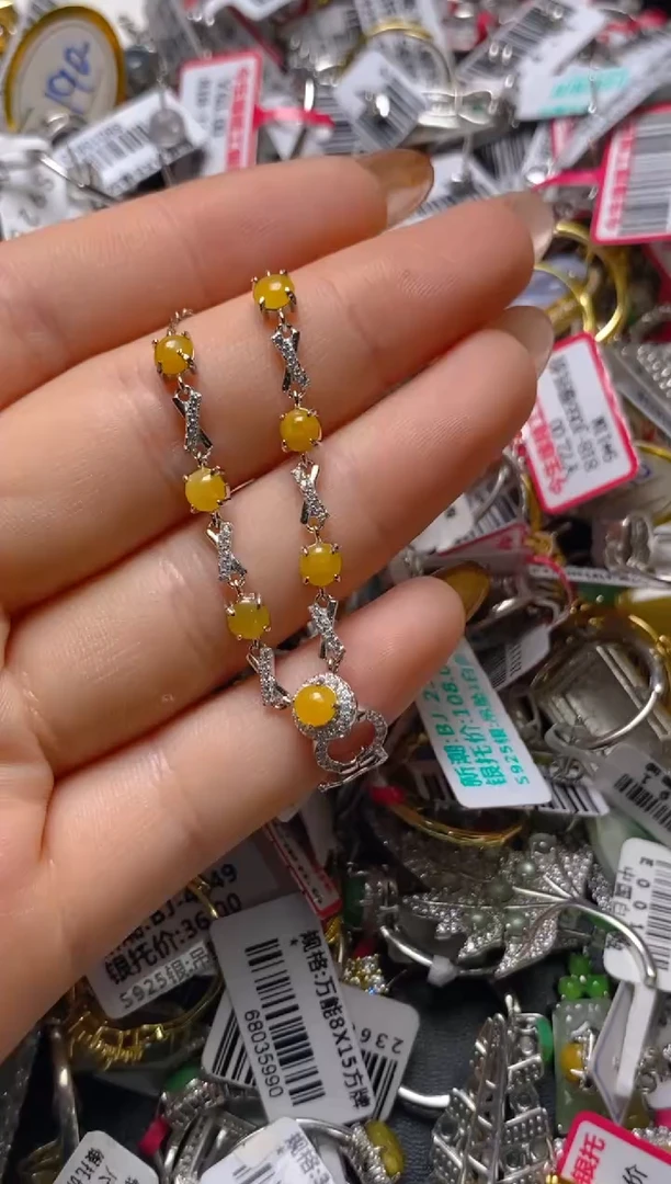 银S925镶嵌戒指翡翠百内无证书