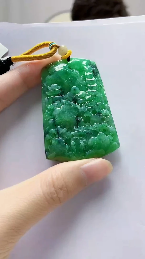 未镶嵌定制翡翠4688zm-毛货挂件7山水