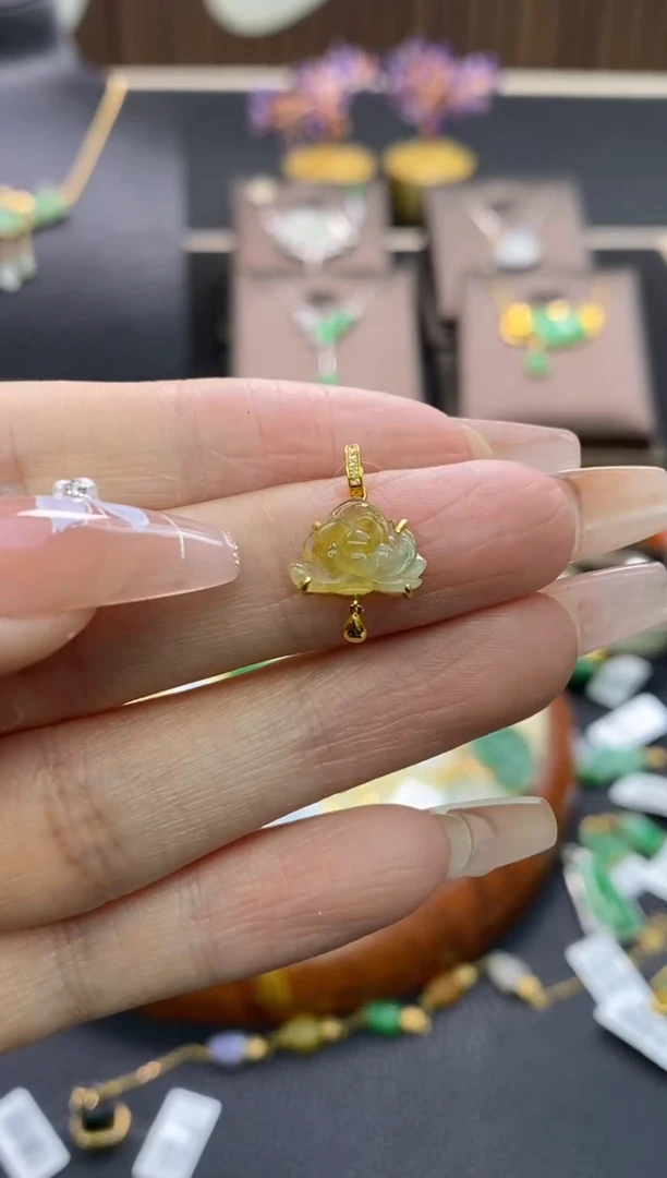 【闪购商品】翡翠颈饰18K金镶嵌净货15939