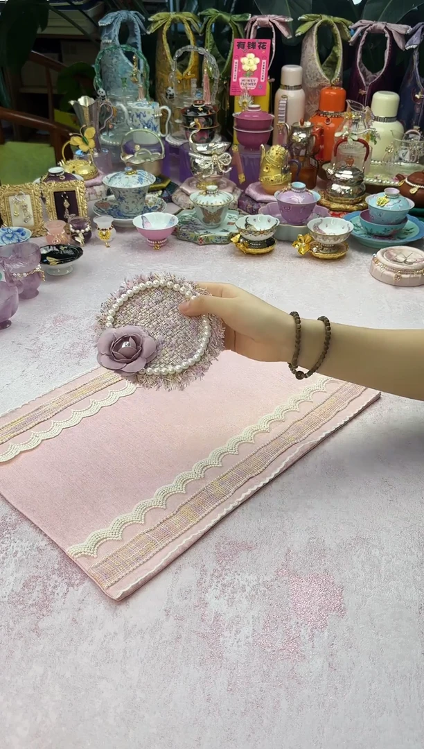 66  小香风 杯垫