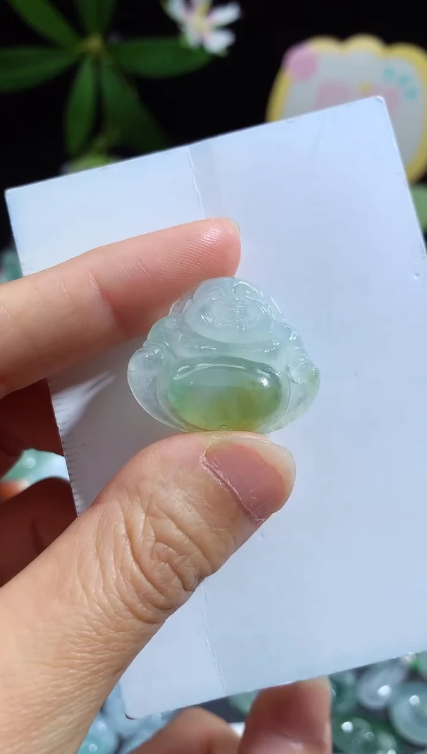 颈饰未镶嵌翡翠佛公