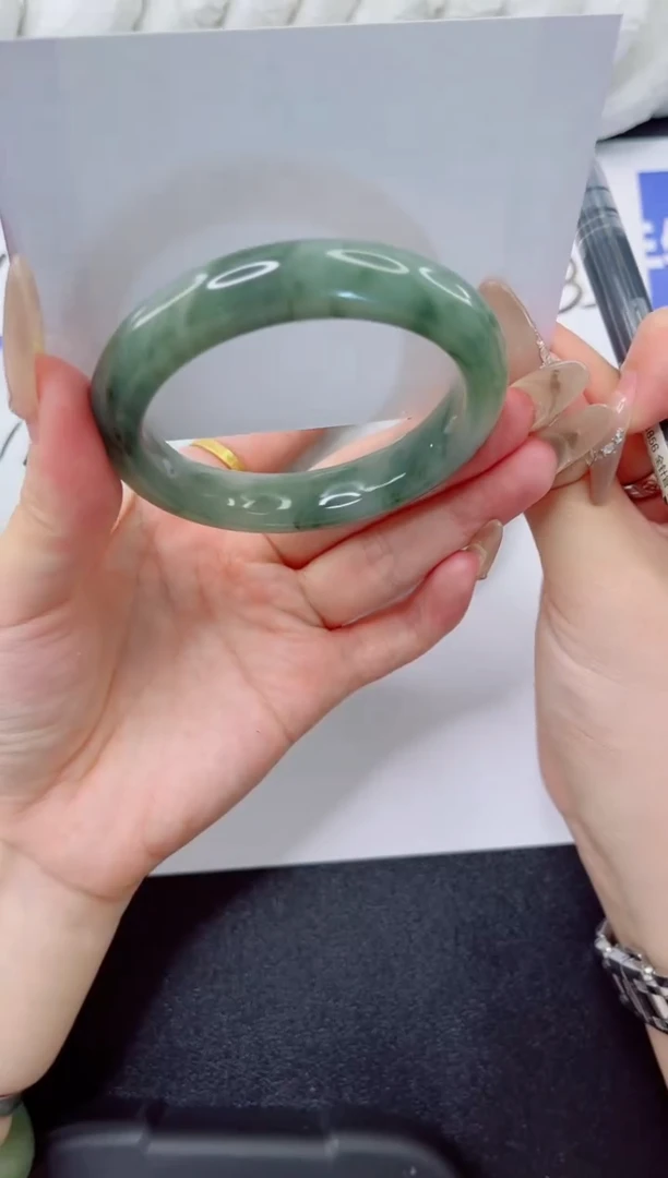 石英质玉手镯未镶嵌54-52.5