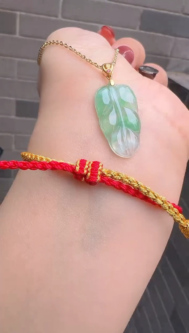 【闪购商品】翡翠吊坠(不含链)18K金镶嵌多样性团购发一件