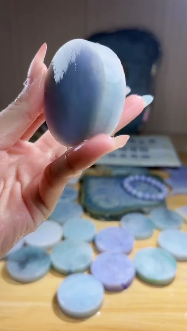 翡翠未镶嵌颈饰翡翠A货 温谭475