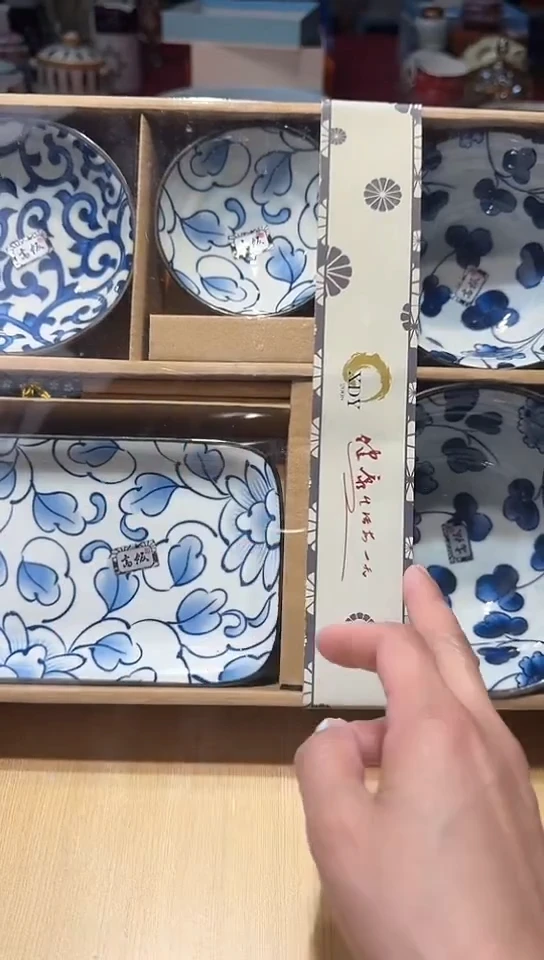 瓷片生活的本意是开心阿@@1