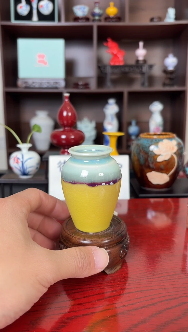 摆件瓷12.23晚微瑕小花瓶摆件