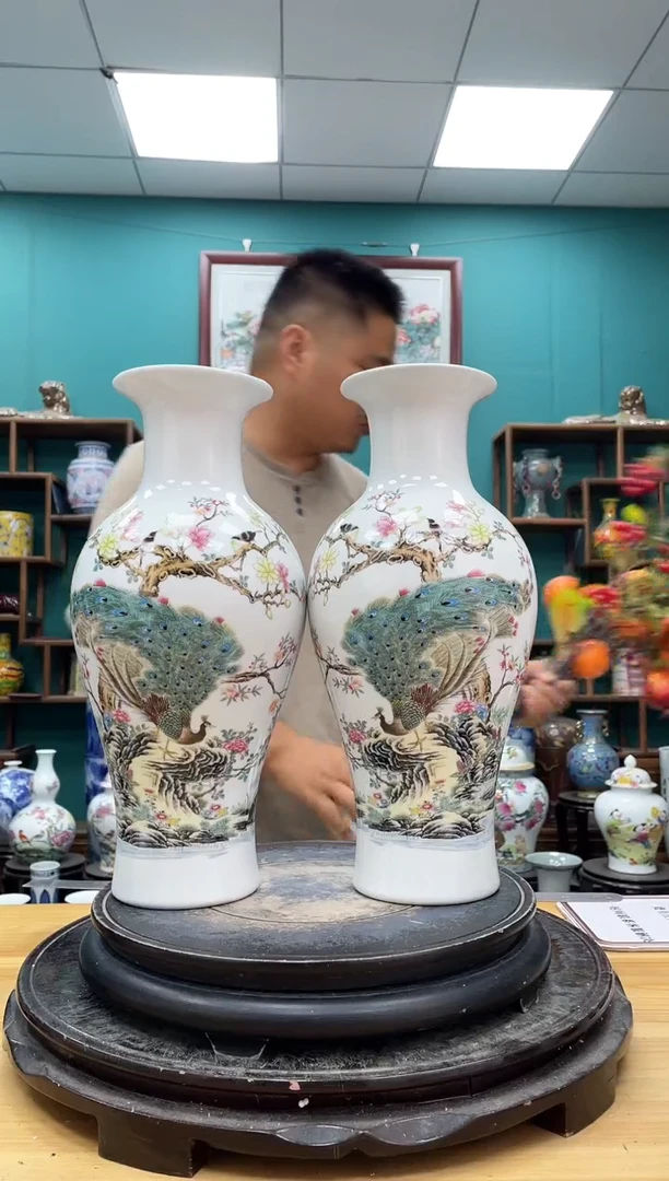 摆件孔雀鱼尾陶瓷摆件