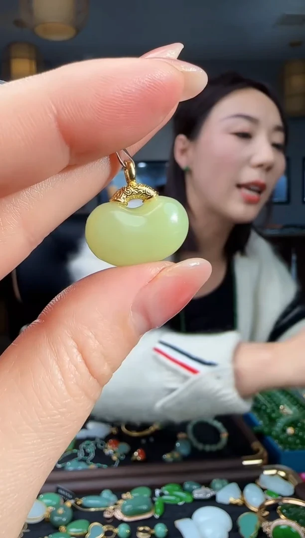 吊坠(不含链)银S925镶嵌和田玉1