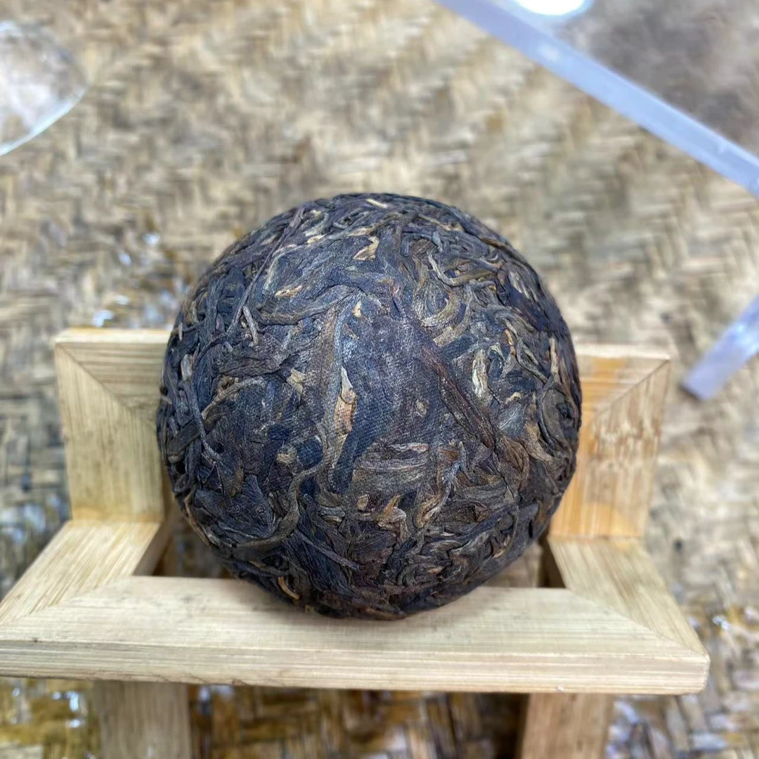 Y0085-2008年易武铜箐河生茶100克/沱6月1