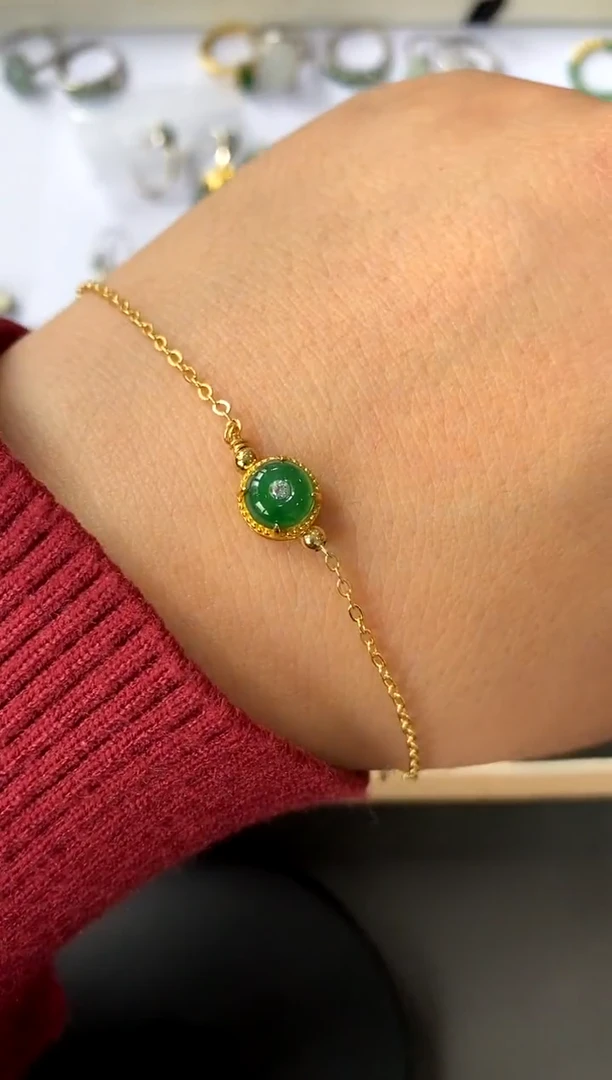 【闪购商品】翡翠手链合金买断价