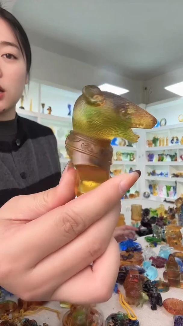 手工艺品琉璃鼠首