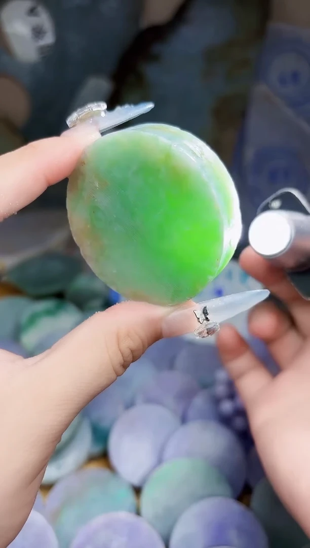 翡翠未镶嵌颈饰翡翠A货 江谭364