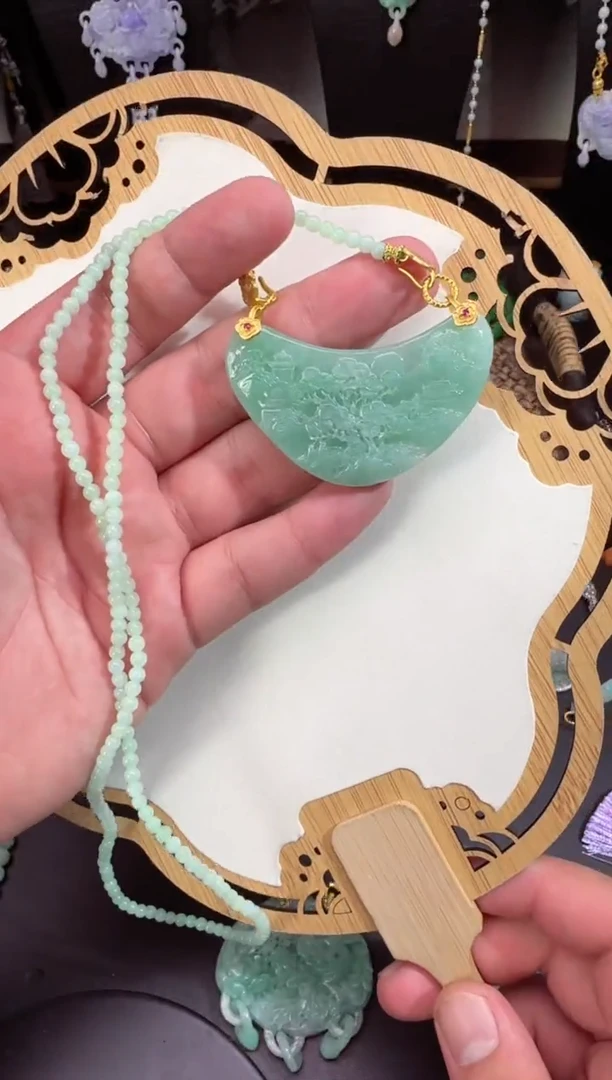 【闪购商品】定制翡翠未镶嵌牌子