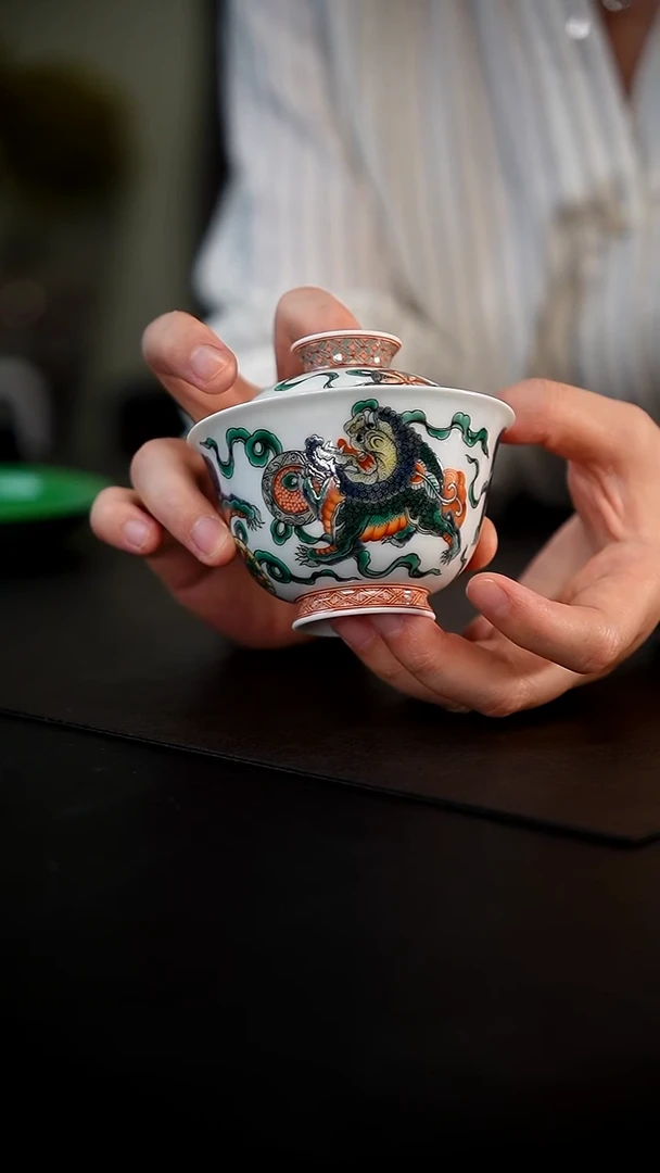 瓷片一点堂康熙五彩.。