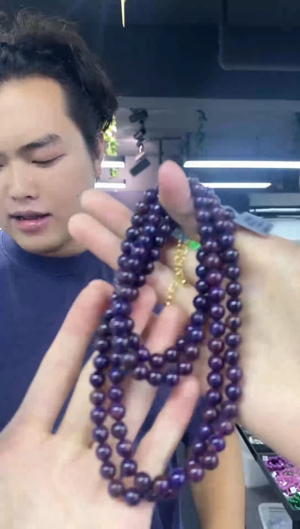 苏纪石（舒俱来）未镶嵌颈饰多样性发其一颜色微差