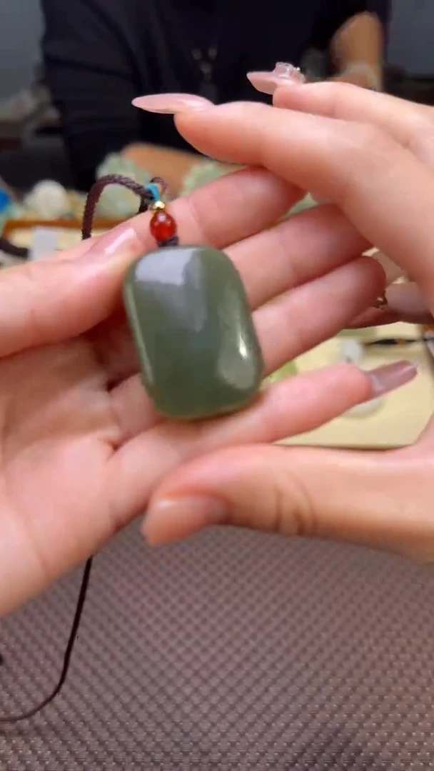 【闪购商品】和田玉吊坠未镶嵌吊坠