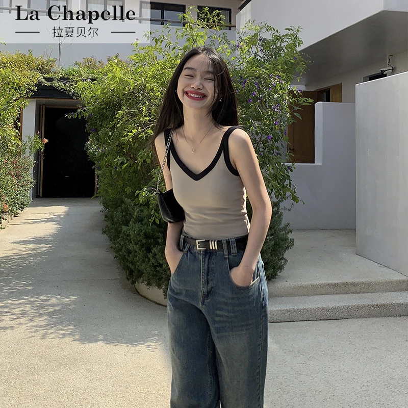 拉夏贝尔-带胸垫v领吊带背心女夏设计感撞色修身小众无袖针织上衣