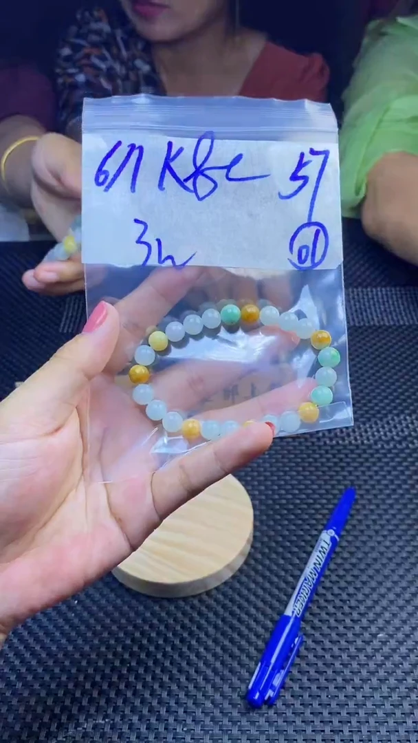 定制翡翠未镶嵌天然缅甸A货翡翠，多样性发货只发其一