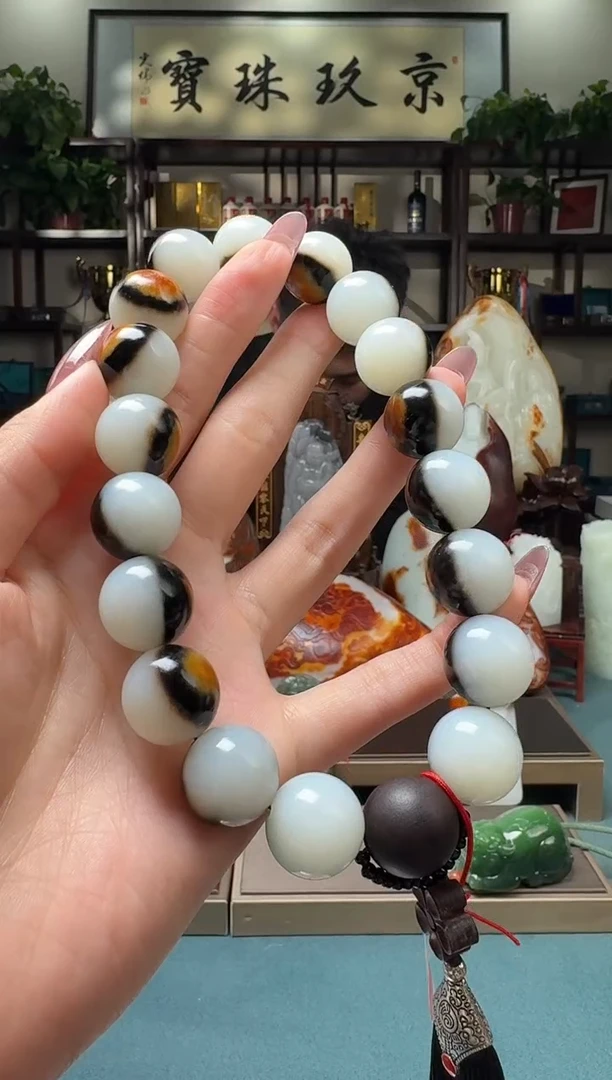 【闪购商品】和田玉手串未镶嵌111xjl