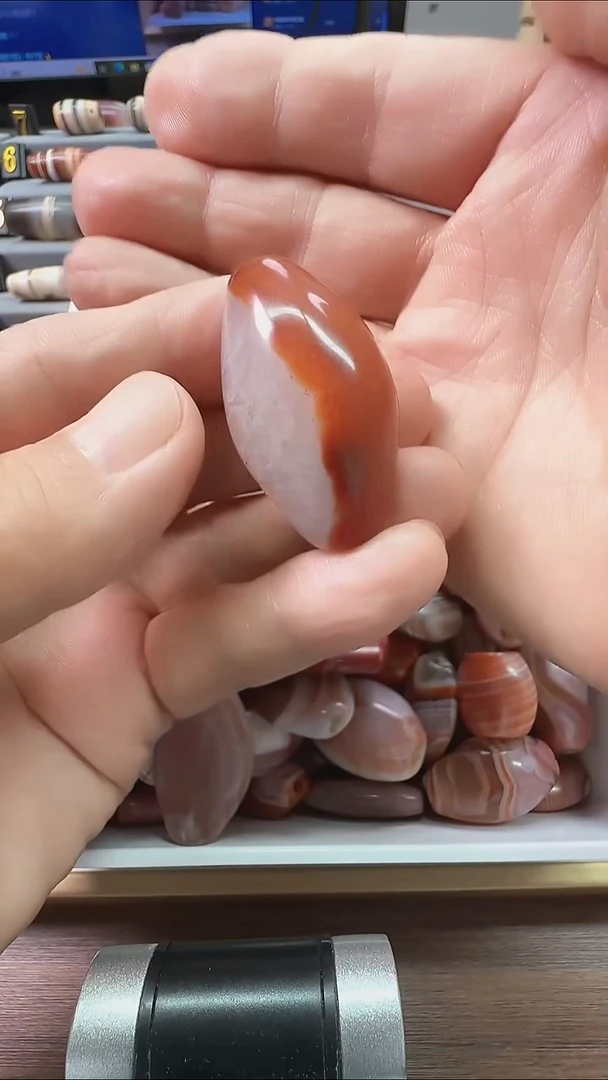 未镶嵌颈饰玛瑙/玉髓玛瑙41*24