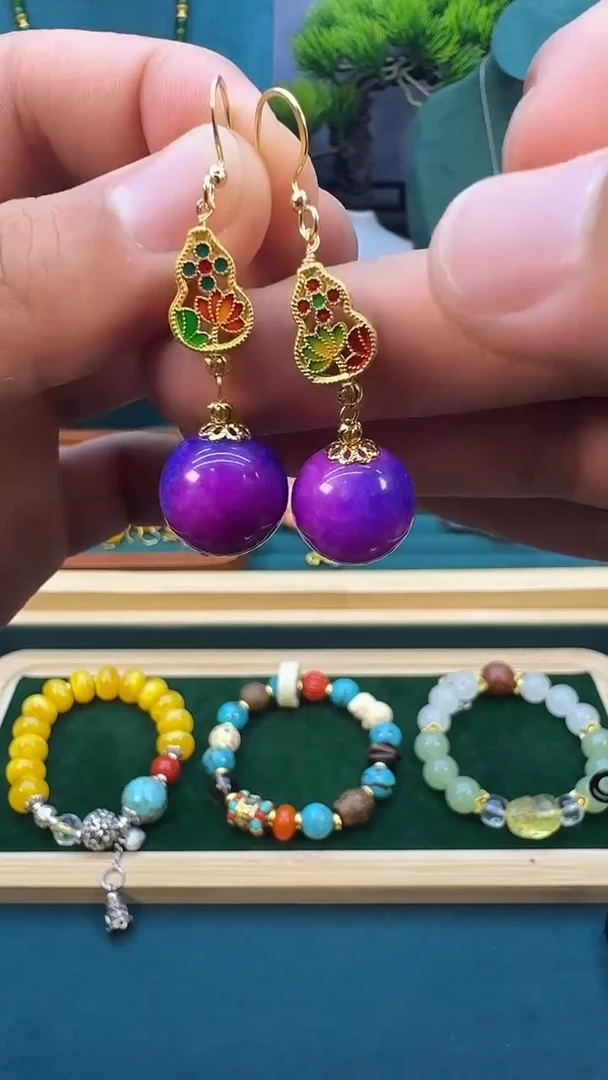 苏纪石（舒俱来）14K金镶嵌耳钉E40