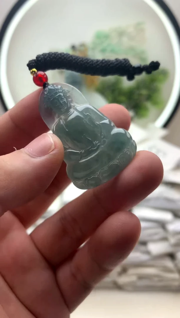 颈饰未镶嵌翡翠小素衣