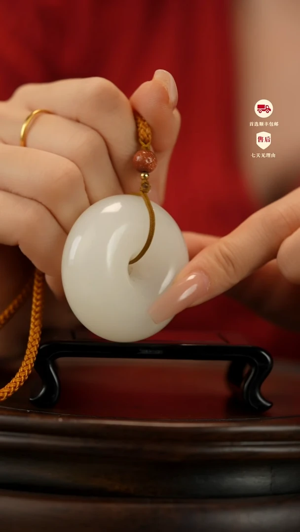 云南石荔枝白雕刻：平安扣手把件挂件