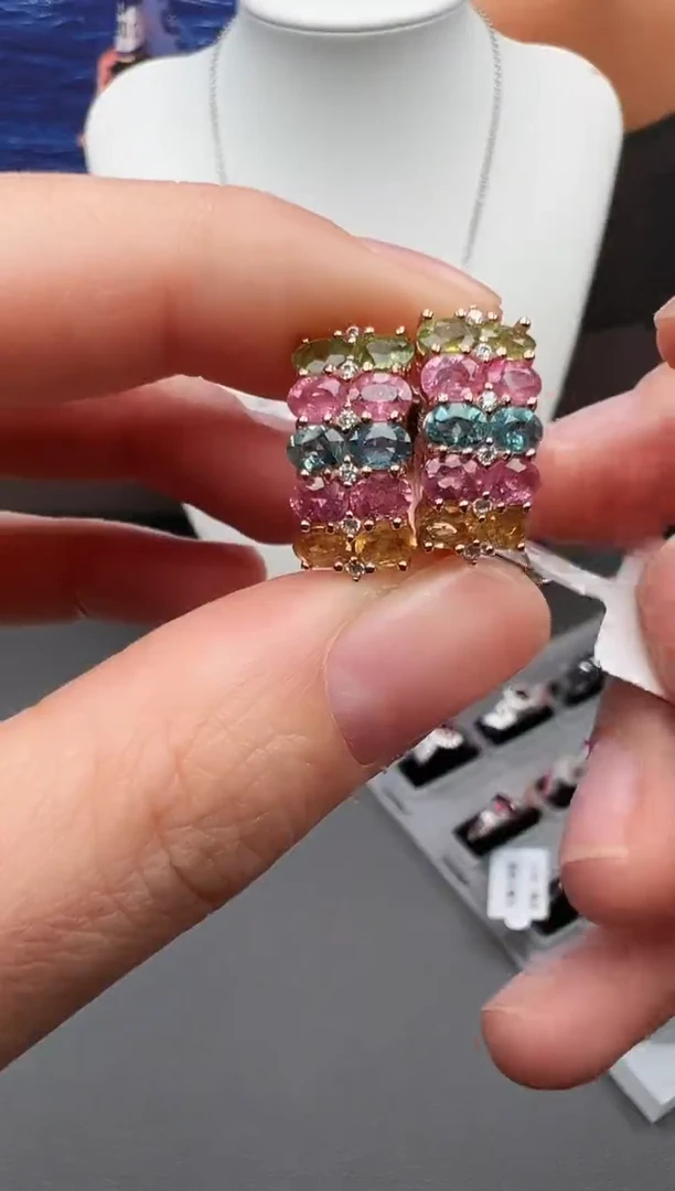 银S925镶嵌耳饰碧玺90