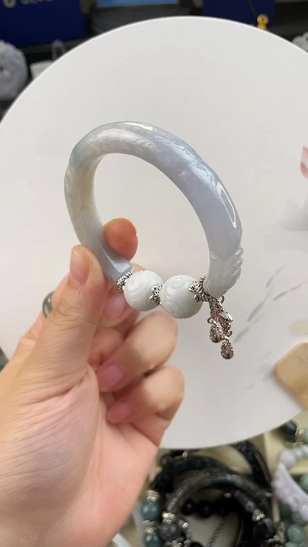 颈饰未镶嵌翡翠周手工定制默认微瑕主播介绍为准