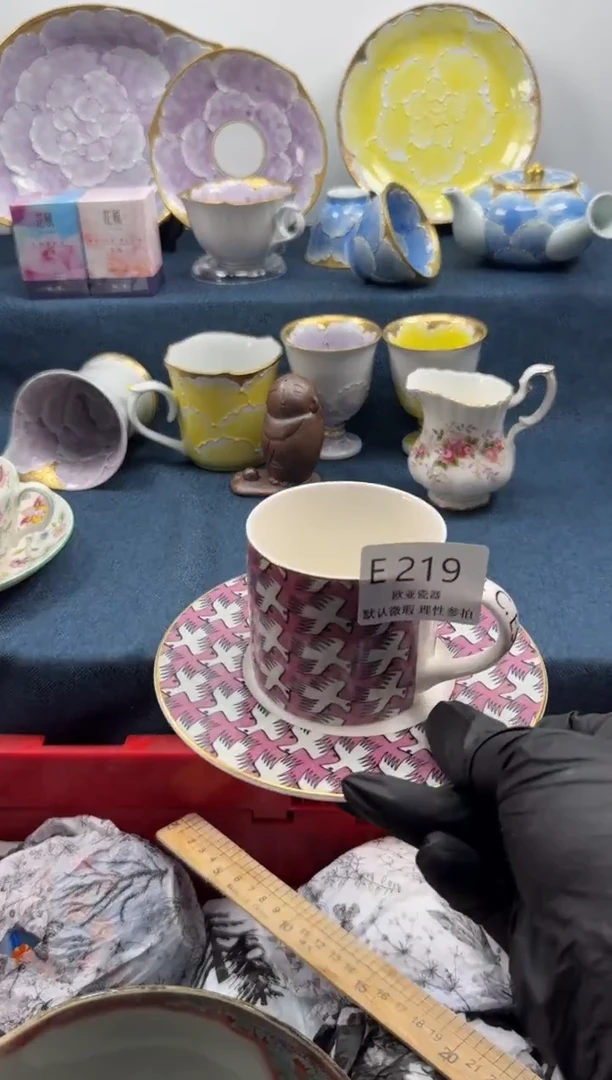 瓷片趙*见瓷片    E219