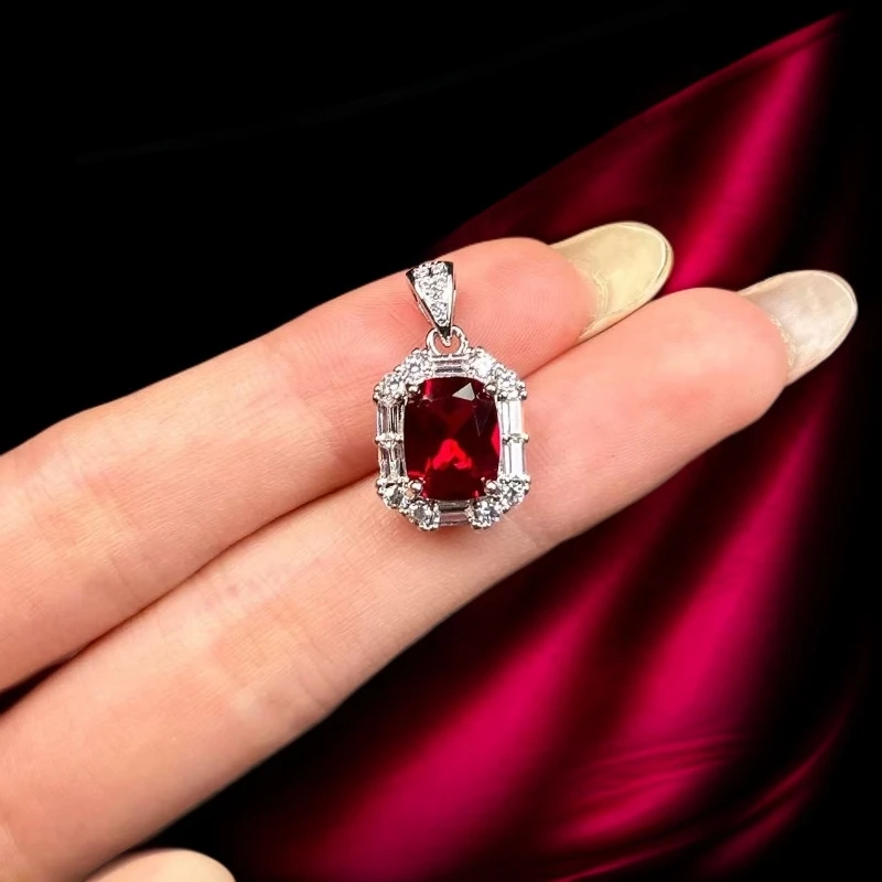 瑾萱高订名饰252-轻奢培育3A红宝石精切合金吊坠