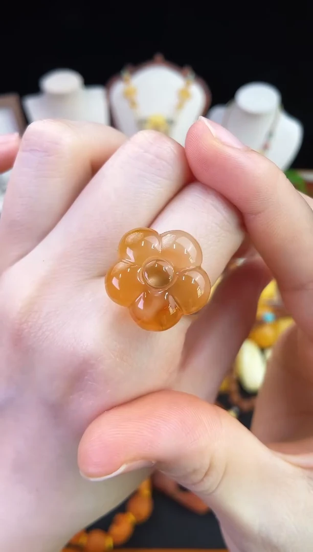 琥珀未镶嵌珠宝奇石柒月