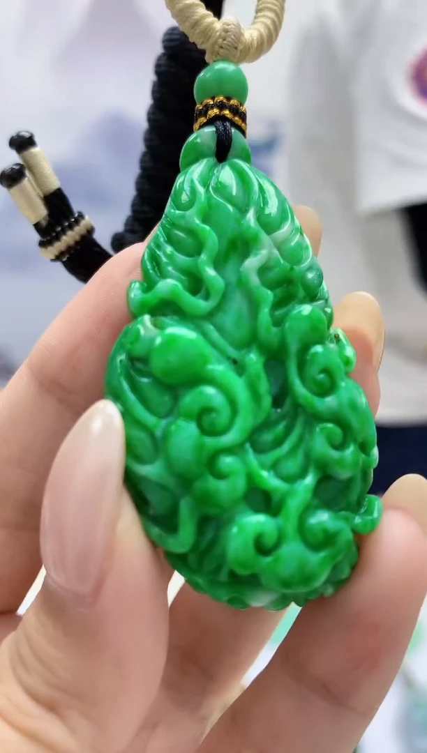 未镶嵌定制翡翠4898xx-毛货挂件138