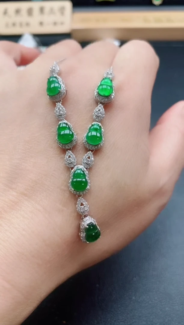 套链银S925镶嵌翡翠1