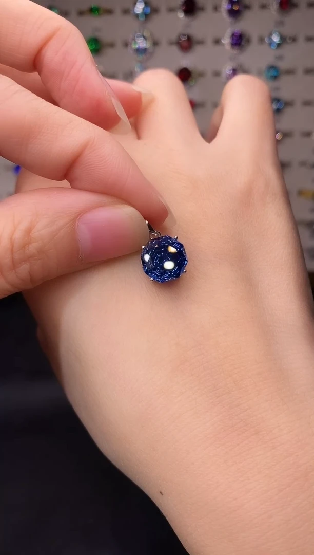 10克拉蓝宝石（处理）欧美风戒指