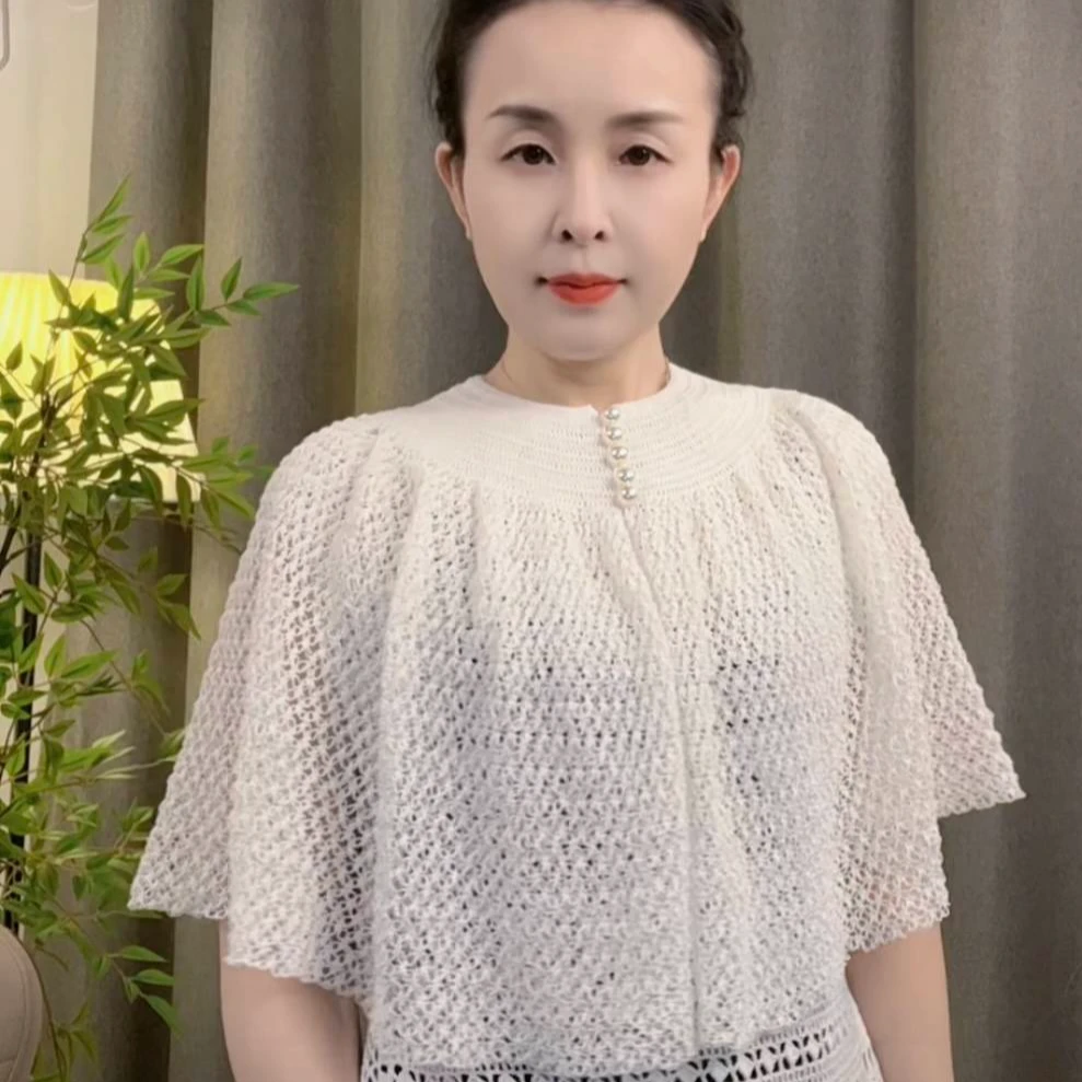 四月织风钩针《花满溪》斗篷披肩（留意短信解锁课程）
