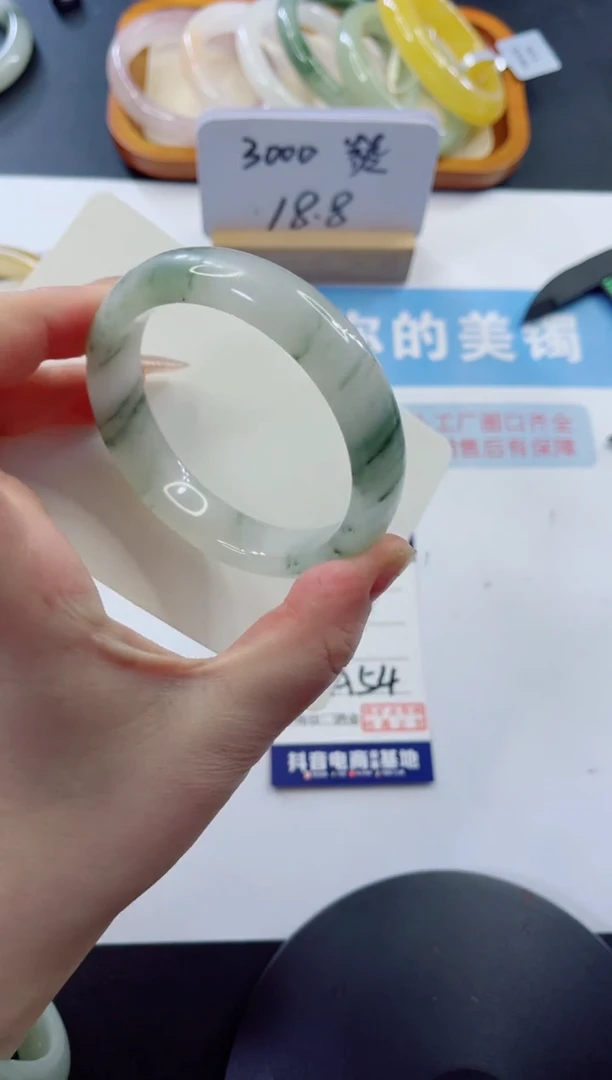 未镶嵌手镯石英质玉多样性发货A54