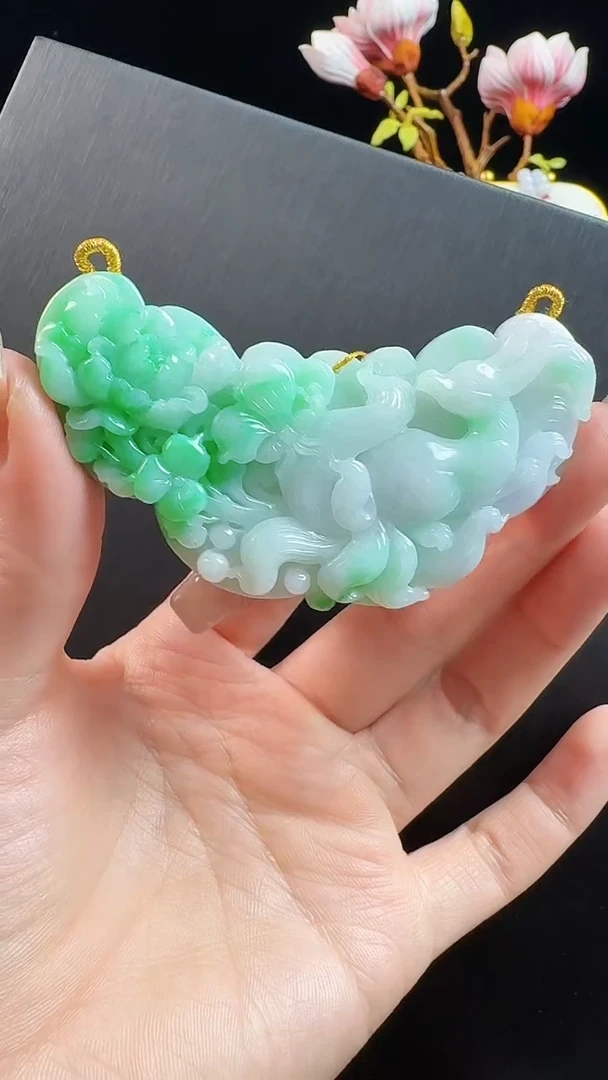 颈饰未镶嵌翡翠九尾